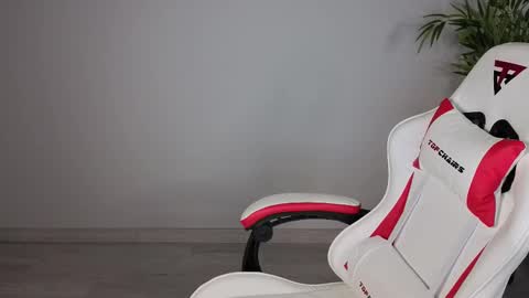 Karen online show from 03/04/26, 08:20