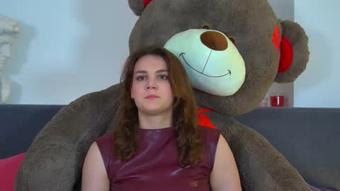 Karen online show from 09/19/25, 06:30