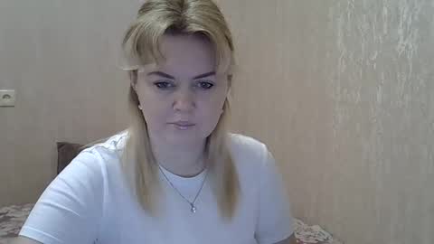 Snapshot of karennelsonx chatting on 01/14/25, 06:49 karennelsonx online show from 01/14/25, 06:49