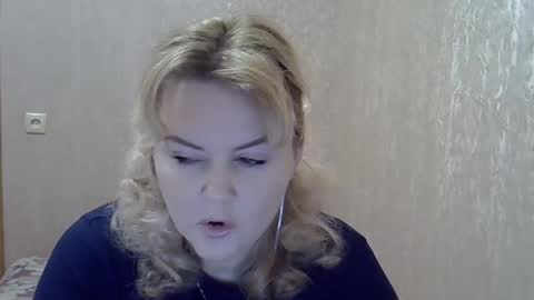 Snapshot of karennelsonx chatting on 01/16/25, 04:39 karennelsonx online show from 01/16/25, 04:39