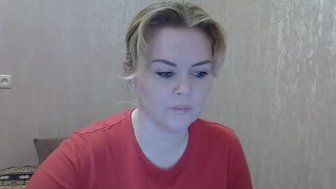 Snapshot of karennelsonx chatting on 02/12/25, 12:22 karennelsonx online show from 02/12/25, 12:22