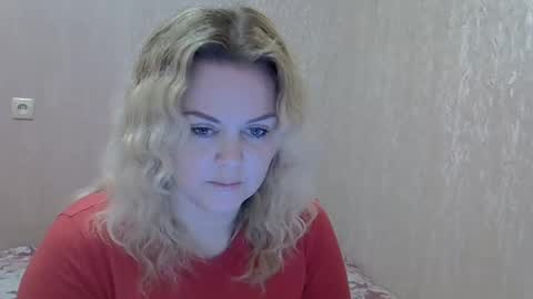 Snapshot of karennelsonx chatting on 03/02/25, 11:18 karennelsonx online show from 03/02/25, 11:18