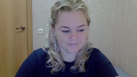Snapshot of karennelsonx chatting on 09/09/25, 12:26 karennelsonx online show from 09/09/25, 12:26