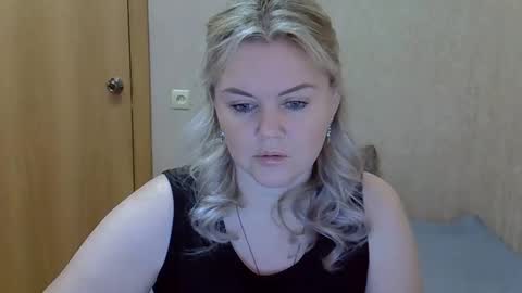 karennelsonx online show from 01/15/26, 11:26