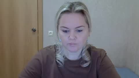 karennelsonx online show from 02/26/26, 11:09