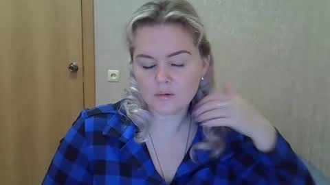 karennelsonx online show from 03/11/26, 01:06