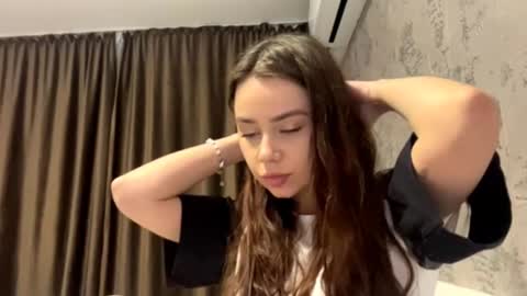 Snapshot of kareystutsman chatting on 12/16/25, 06:35 kareystutsman online show from 12/16/25, 06:35