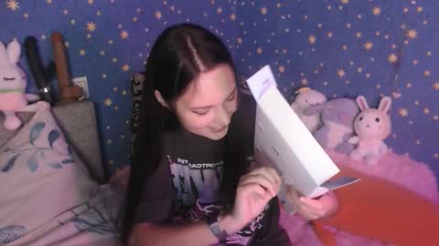 Snapshot of karicherry chatting on 09/23/25, 11:30 karicherry online show from 09/23/25, 11:30