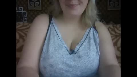 Snapshot of karilina_hi chatting on 12/01/25, 08:41 Karilina Hi online show from 12/01/25, 08:41
