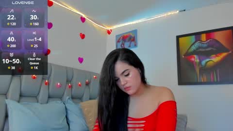 Karin    online show from 03/08/25, 08:33