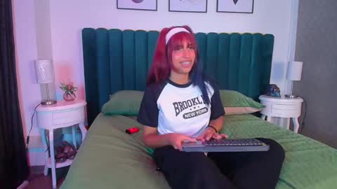 Karina online show from 02/07/25, 08:01