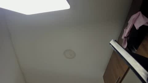 karina_aurora online show from 12/23/25, 04:32