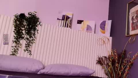 Snapshot of karina_gomez_18 chatting on 06/21/26, 02:36 Kari online show from 06/21/26, 02:36