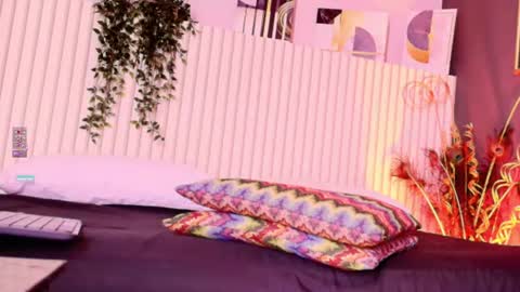 Snapshot of karina_gomez_18 chatting on 07/03/26, 11:16 Kari online show from 07/03/26, 11:16
