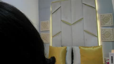karinaacox online show from 05/04/26, 12:45