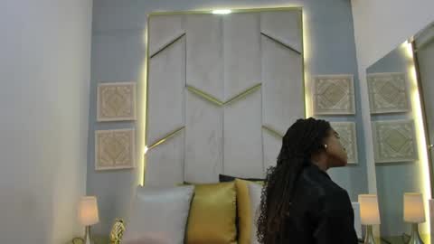 karinaacox online show from 05/31/26, 12:01