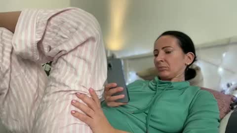 Karina online show from 01/12/25, 07:53