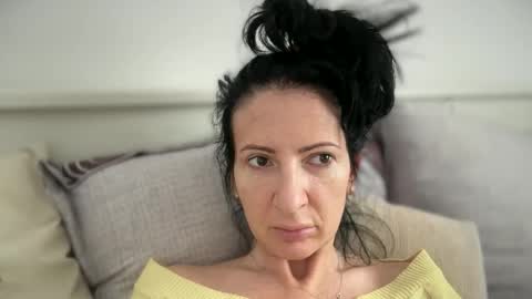 Karina online show from 02/13/25, 11:17