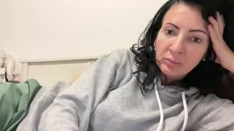 Karina online show from 02/25/25, 05:58