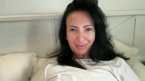 Karina online show from 10/03/25, 08:00