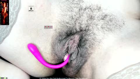 Snapshot of karinabrando chatting on 01/07/25, 11:48 karinabrando online show from 01/07/25, 11:48