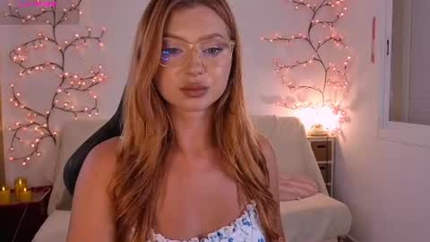 Snapshot of karinchik_ chatting on 07/09/26, 07:18 Karina online show from 07/09/26, 07:18