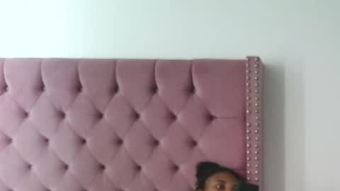 Karinegigi online show from 04/15/26, 06:48