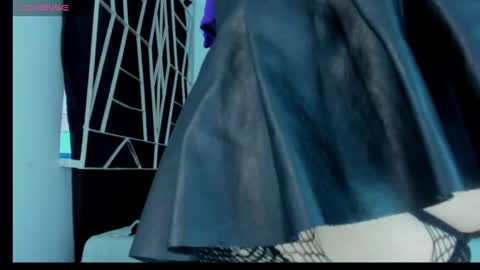 KARINNA  RAVEN online show from 07/06/26, 10:45