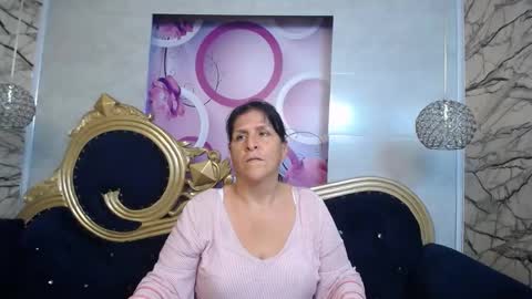 Snapshot of karito_mature17 chatting on 12/19/24, 07:29 Karito online show from 12/19/24, 07:29