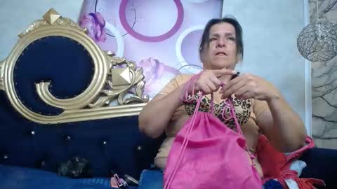 Snapshot of karito_mature17 chatting on 10/20/25, 11:10 Karito online show from 10/20/25, 11:10