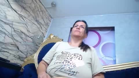 Snapshot of karito_mature17 chatting on 10/31/25, 11:11 Karito online show from 10/31/25, 11:11