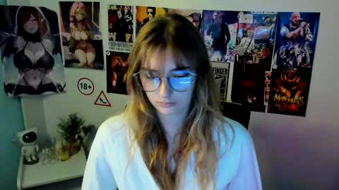 Snapshot of karla_flower chatting on 10/11/25, 06:34 Karla online show from 10/11/25, 06:34