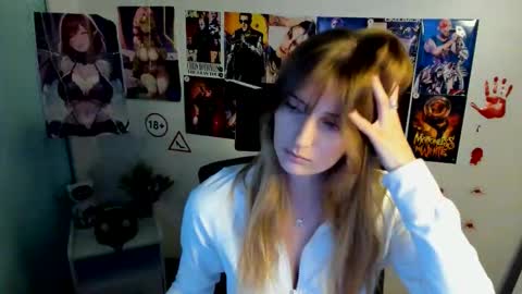 Snapshot of karla_flower chatting on 11/01/25, 01:35 Karla online show from 11/01/25, 01:35