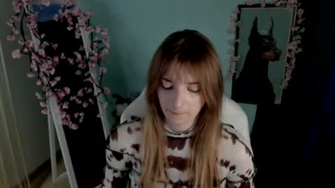 Snapshot of karla_flower chatting on 12/20/25, 08:10 Karla online show from 12/20/25, 08:10