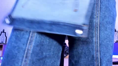 Karla Gonzaless online show from 02/23/25, 02:14