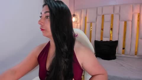 Karla  online show from 02/19/25, 11:06