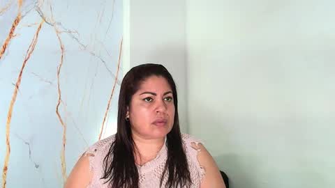 karla_hilton1 online show from 02/07/26, 11:36