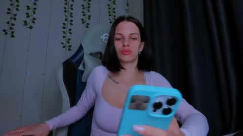 karla_lim online show from 05/15/26, 11:56