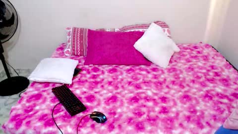 Snapshot of karla_sweet_18 chatting on 01/10/26, 01:46 NEW online show from 01/10/26, 01:46