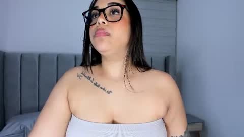 karolina  online show from 06/20/26, 11:57