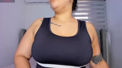 karolina  online show from 06/26/26, 12:53