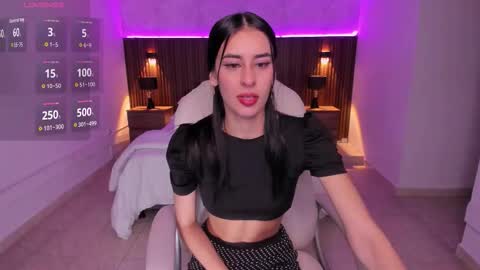 Karlaa  online show from 11/04/25, 10:58