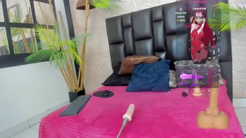 karlarusso online show from 10/08/25, 08:17