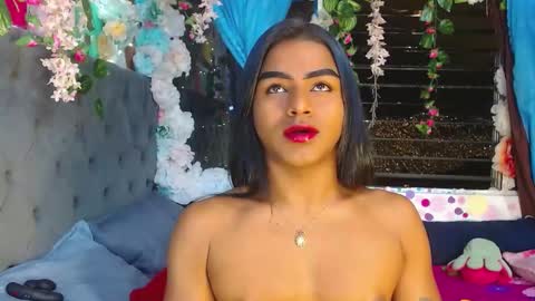 KARLY.  online show from 10/07/25, 10:01