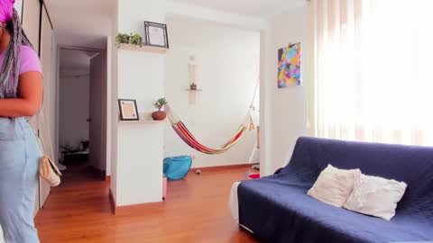 Snapshot of karlye_5 chatting on 02/05/25, 03:52 Karlye online show from 02/05/25, 03:52