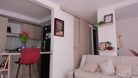 Snapshot of karlye_5 chatting on 02/26/25, 05:17 Karlye online show from 02/26/25, 05:17