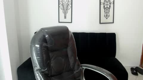 KARLYE online show from 01/04/25, 03:40