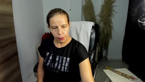 KARLYE online show from 04/07/26, 02:01