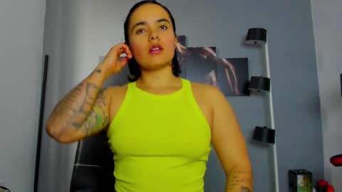   online show from 02/11/25, 01:51