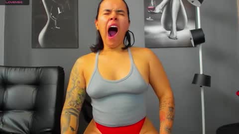   online show from 10/03/25, 04:59